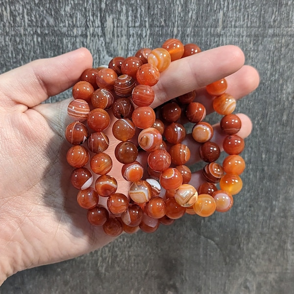 Carnelian Banded 10 mm Round Stretchy String Bracelet G385