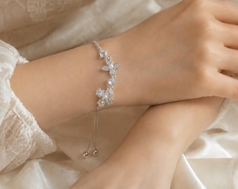 Silver Butterfly Bracelet, Dainty Crystal Flower Charm Bracelet, Elegant Bridal Bracelet, Adjustable Box Chain Bracelet, Gift for Her