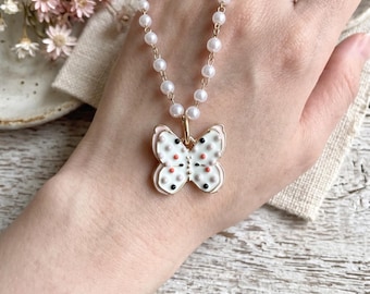 Enamel Butterfly Necklace with Pearl Beaded Chain, Dainty Cottagecore Jewelry, Vintage Style Pendant, Kawaii Fairycore Choker, Gift for Her