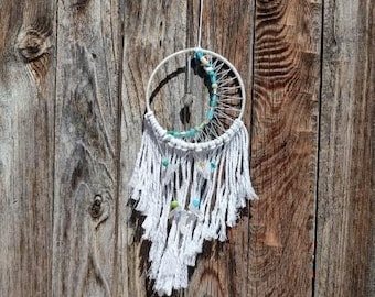 Atrapasueños hecho a mano (15 cm) – Para colgar en la pared, diseños personalizados disponibles.