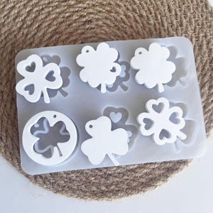 Lucky Leaf Clover Keychain Silicone Mold,Concrete Plaster Pendant Silicon Mold,Epoxy Resin Keychain Mold,Leaf Resin Charm Mold 240692