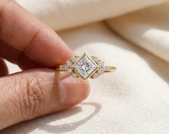 Princess Cut Lab Diamond verlovingsring cadeau voor haar | Massief gouden ringclusterring | Vintage art-deco voorstelring,