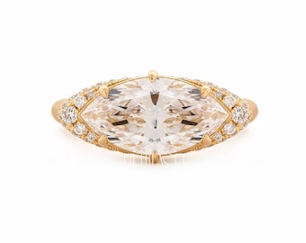 Cadeau bague de fiançailles diamant taille marquise de laboratoire pour elle | Bague halo en or jaune | Bague de proposition en diamant vintage unique, FifthFacet