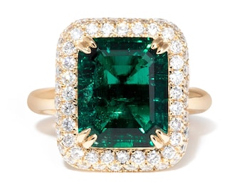 Bague de fiançailles émeraude de Zambie Lab pour elle | Bague halo de diamants en or jaune | Bague de proposition avec pierres précieuses vertes, alliance, FifthFacet