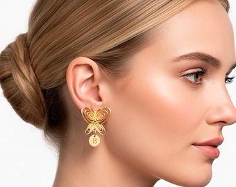 Orecchini a farfalla personalizzati con iniziale, eleganti gioielli a farfalla placcati in oro, regalo personalizzato con lettera per lei, orecchini a lobo a farfalla
