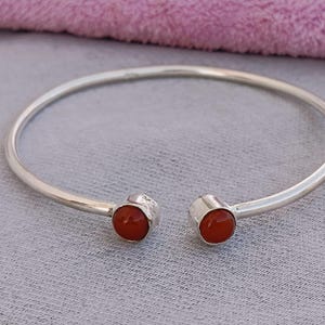 Brazalete de piedra preciosa de cornalina, brazaletes de plata de ley 925, brazalete tipo puño hecho a mano, brazalete de plata Adjustablue, joyería Dinty, regalo para ella