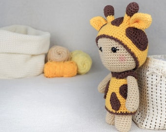 Moly the Giraffe from LittleFriends Collection - Amigurumi Crochet Pattern