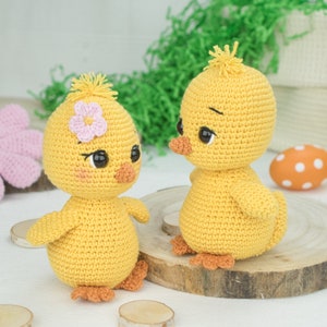 Merry Easter Chicks / Chickens Crochet Pattern / Amigurumi image 4