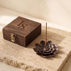 Personlig Lotus Rökelsehållare med Anpassad Trälåda Metall Askfångare Rökelsebrännare Meditation Gåva Spirituell Yogadekor