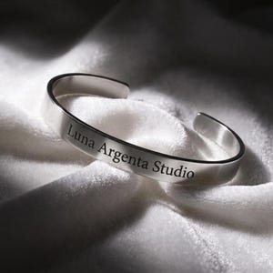 Pulsera con coordenadas grabadas, ubicación GPS personalizada, regalo personalizado para él.