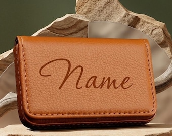 Spersonalizowany wizytownik, upominek firmowy dla klientów, luksusowy prezent z logo firmy, prezent dla pracownika biura, smukłe etui na karty kredytowe.