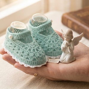 かぎ針編みベビーブーティの型紙｜メリージェーンベビーシューズ、レース縁のチュートリアル（PDFダウンロード）