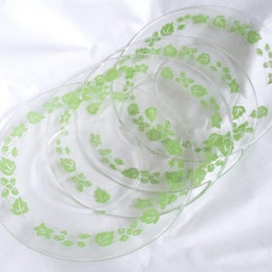 4 bread and butter glass plates,  Ivy Border, excellent condition