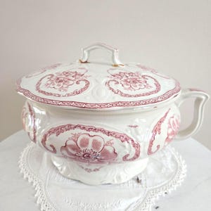 Antique transferware chamber pot semi-porcelain English Dudson Wilcox & Till, good condition