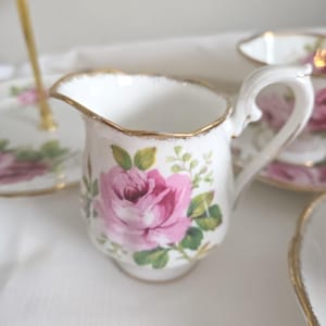 Brocca per panna vintage da 4 once della Royal Albert, modello American Beauty, in condizioni eccellenti