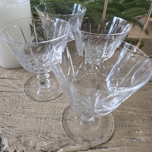 Vintage Crystal Dessert Bowls: Cross and Olive Design, 4 oz, Set of 4