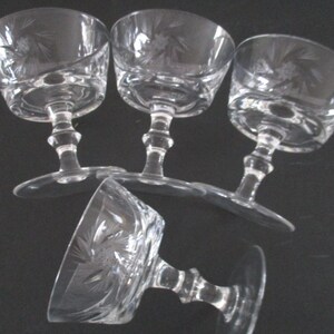 Vintage Pinwheel Crystal Cocktail Glasses - Set of 4, excellent condition