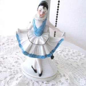 Vintage Art Deco Porcelain Lamp: 1920s German Dancing Girl