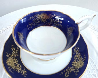 Coalport teacup and saucer, blue and gold, excellent condition