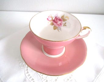 Vintage Aynsley Pink Bone China theekop en schotelset, korsetvorm, uitstekende staat