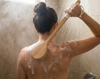 Extra Long Bamboo Bath Brush: Curved Back Scrubber with Boar Bristle & Horsehair Options