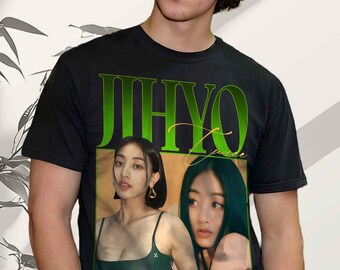 Jihyo Twice Kpop Graphic T-Shirt – Vintage Style Double Photo Print Tee