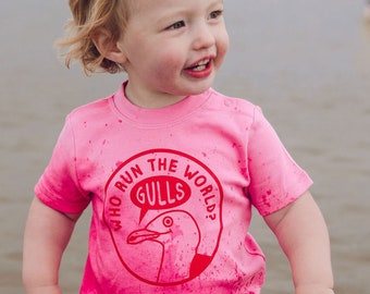 Who Run The World Gulls Baby T-shirt Pink