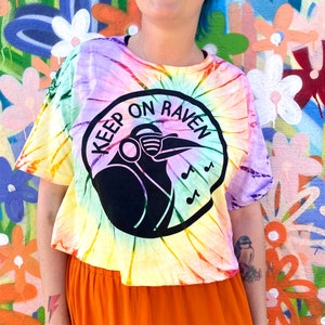 Tie Dye Crop T-shirt for Summer Festival Keep on Raven Rave Clothing image 2