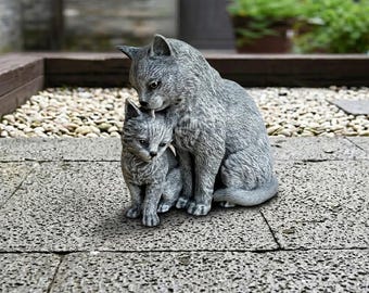 Cat Statue Outdoor Concrete Loving Cats Figure Garden Sculpture Mother Cat Kitten Figure Yard Art Patio Decor Stone Cat Family Ornament