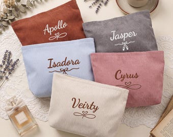 Neceser de pana bordado personalizado, regalo para damas de honor, neceser de viaje con nombre personalizado, regalo para despedida de soltera, regalo de cumpleaños para ella.