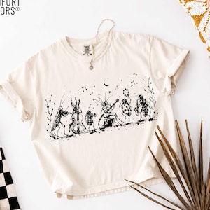 Vintage Insect Boxy Tee, Cute Bug Graphic Shirt, Nature Lover Tee, 90s Aesthetic Comfort Colors Shirt, Garden Style Gift image 3