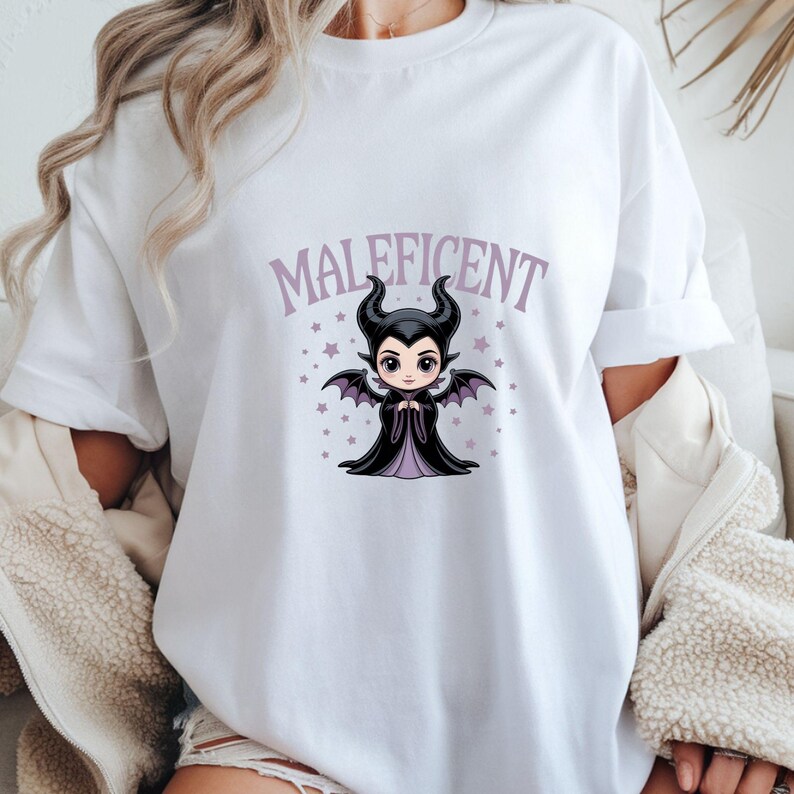 以下が含まれることがあります： 斑点のあるマット仕上げのセラミックマグカップ3個セット。マグカップはクリーム色、ライトグレー、ダークグレーの色合いです。各マグカップはシンプルでミニマリストなデザインで、丸みを帯びたハンドルが付いています。