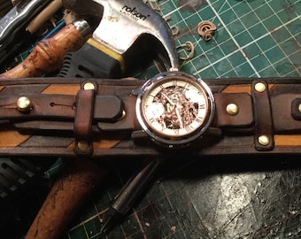 Fallout inspired unisex wrist watch made from full grain veg tan leather. Free UK Delivery. Post apocalyptic stylings
