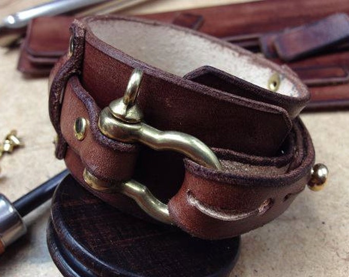 Steampunk leather cuff, bracelet. Made to order handmade leather cuff. Free UK delivery.