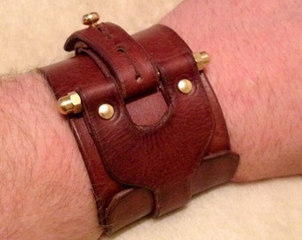 Steampunk Industrial style Leather Cuff. Free UK Delivery. Handmade Leather Cuff