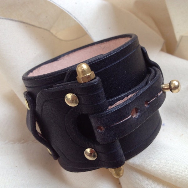 Steampunk industrial Leather Cuff in Black. Free UK Delivery. Handmade leather cuff