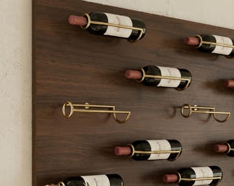 Suporte de parede para vinhos estilo europeu, expositor de metal para uma única garrafa, prateleira decorativa flutuante para vinhos.