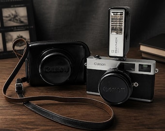 1961 Canon Canonet f/1.9 Vintage Rangefinder Camera w/ Original Case & Raynox Flash – Tested Working Shutter – Japan.