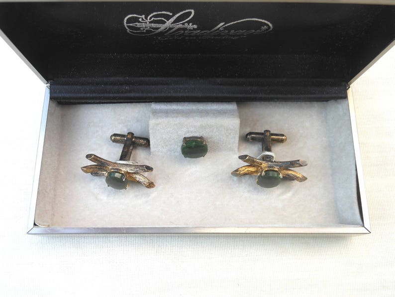 Stradivari Gold on Sterling Jade Cufflink set