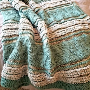 Alpine Lodge Afghan - knitting pattern, experienced beginner Super Bulky weight