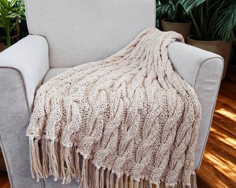 Classic Giant Cable Knit Throw Pattern | All Seasons Lap Blanket