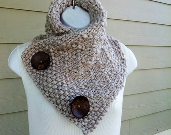 Chunky Diamond Moss Button Scarf PDF Knitting Pattern women, men Easy experienced beginner level, button, neck cowl,