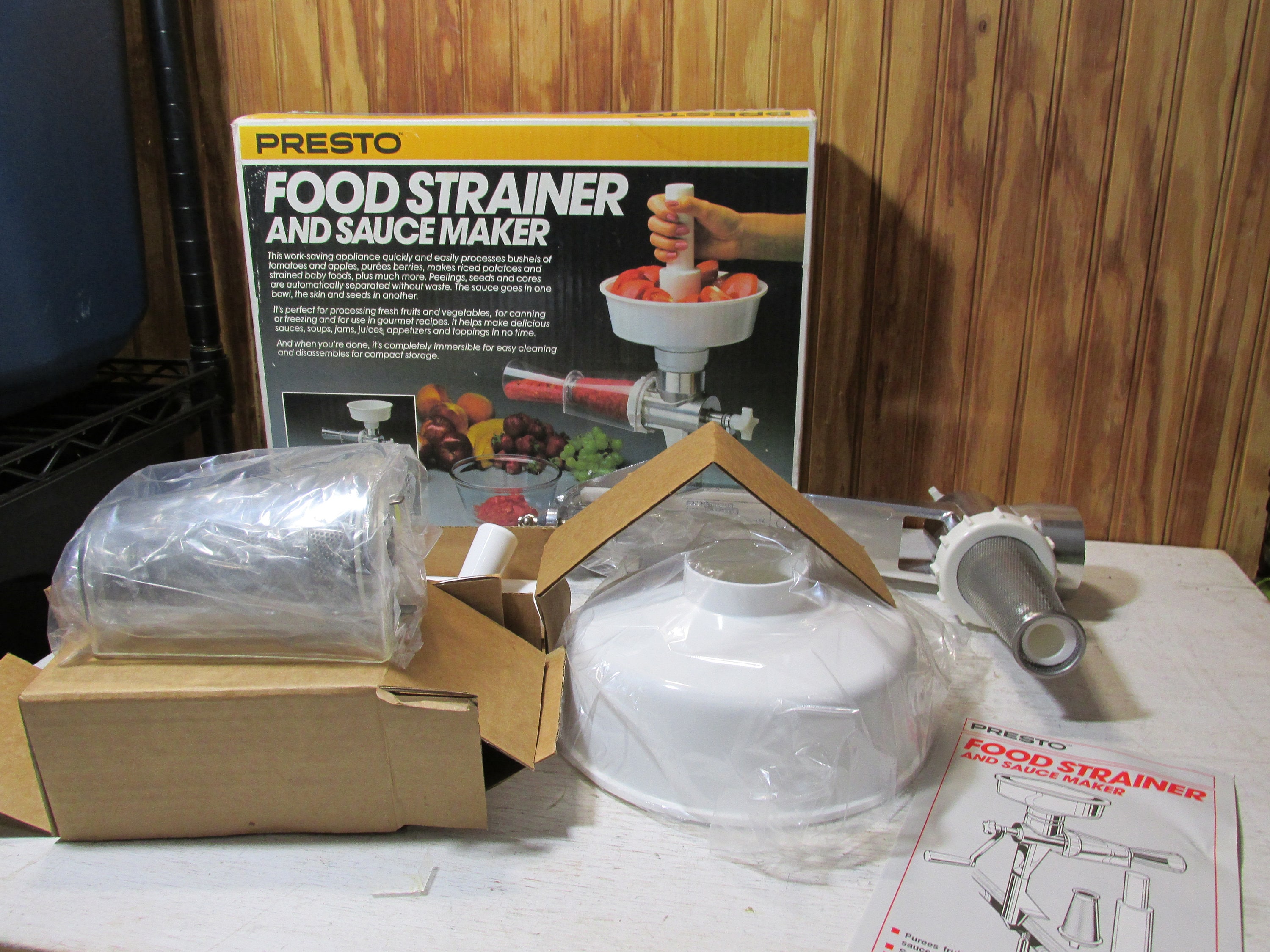 New-vintage Presto Food Strainer and Sauce Maker in Original Box 