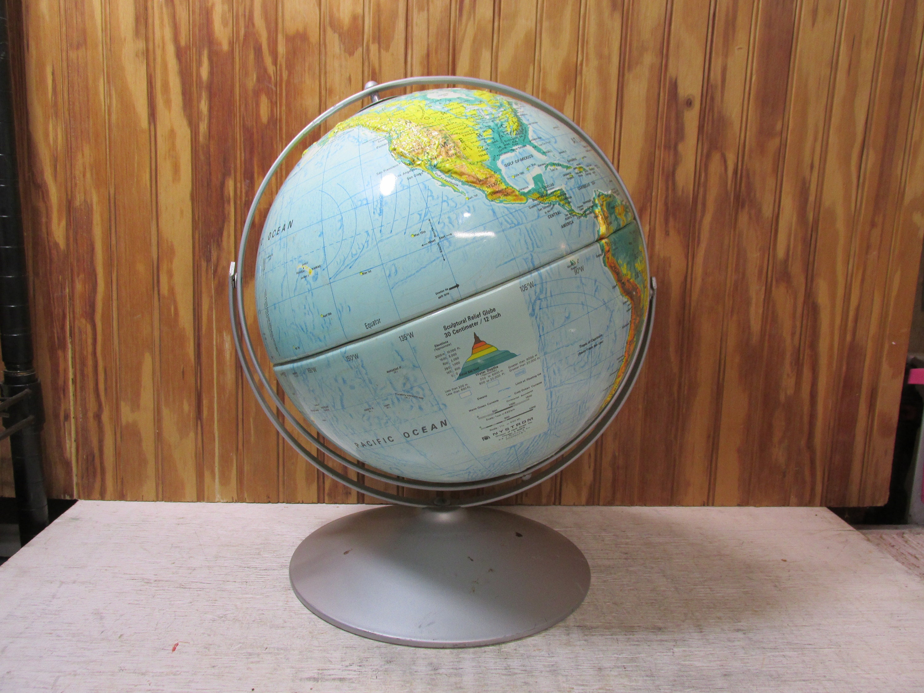 Vintage Globe Shaped Plastic Statement Rings 