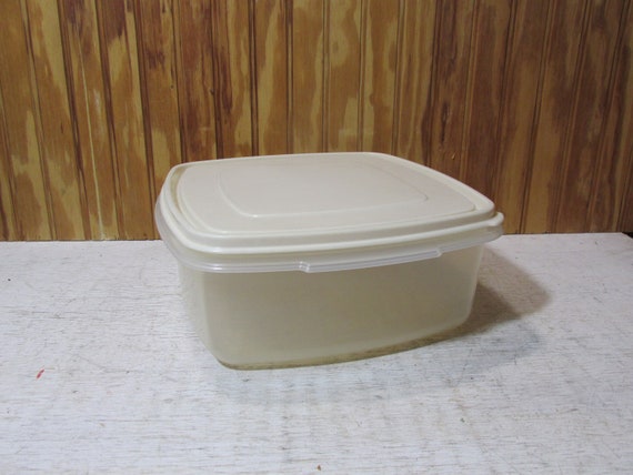 Vintage Rubbermaid 4 19 Cups Square Servin Saver Food Cups Square Servin Saver Food, Vintage Rubbermaid Food Storage Containers