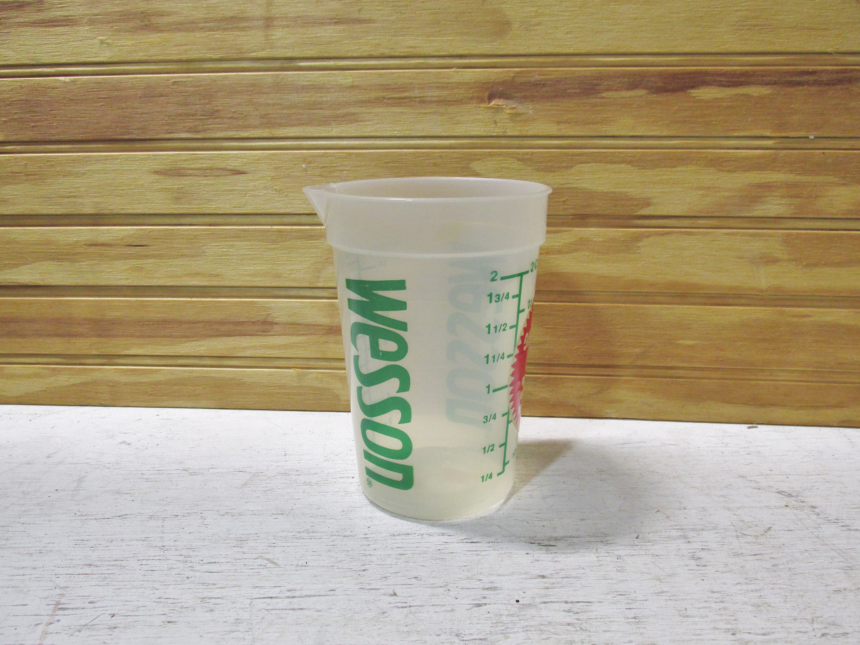 Vintage Plastic Wesson Oil Measuring Cup- 2 Cup