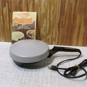 Vintage Montgomery Ward Electric Crepe Maker- Model 46125