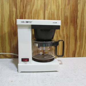 Vintage Mr. Coffee 4 Cup Coffee Maker Model JR-4 White 