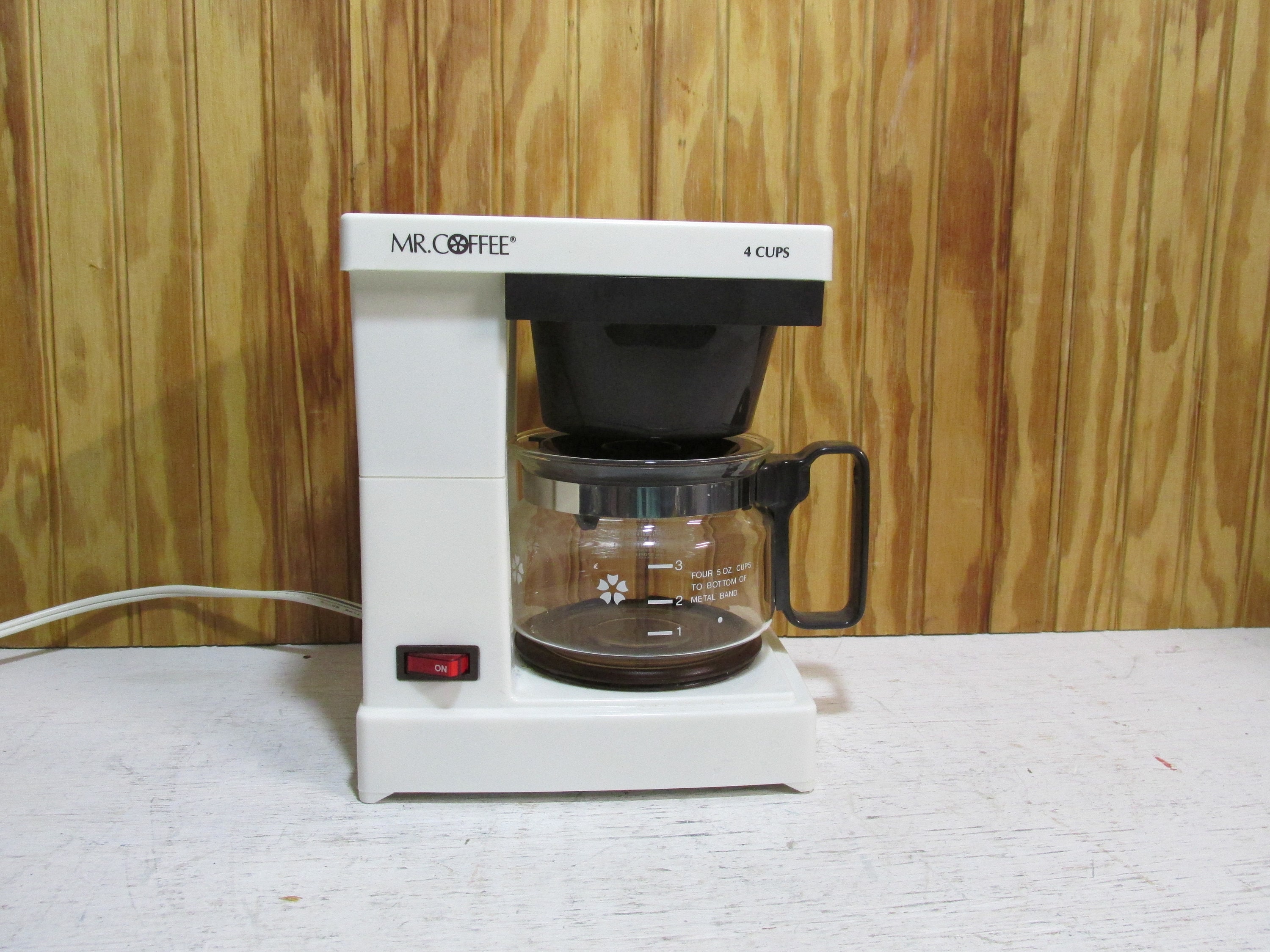 Mr. Coffee 4-Cup Coffee Maker, White - DR4-RB (Used)