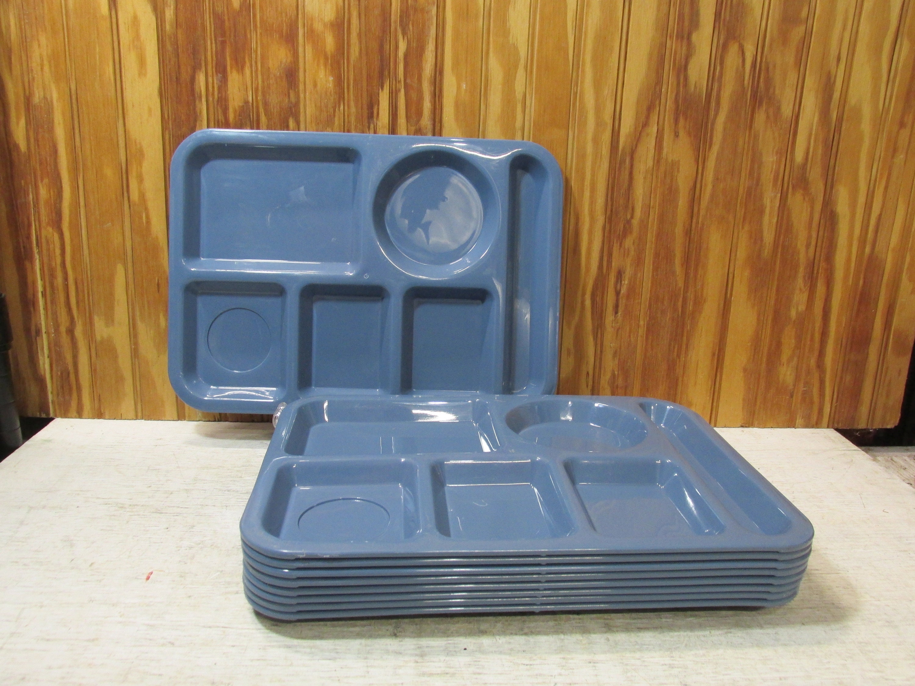 Lot 10 Lunch Food Trays 6 Divided Camping Cafeteria School Plates Carlisle